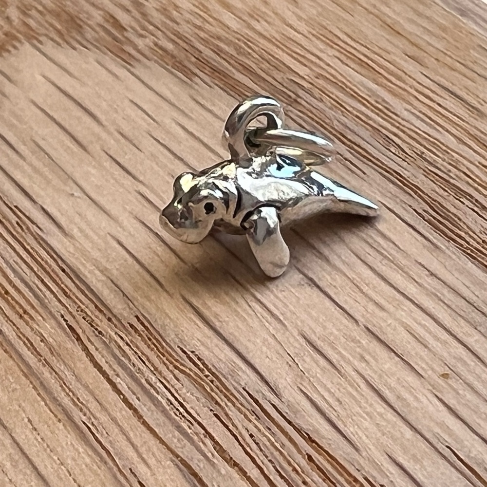 Teeny Tiny Walrus Charm Vintage Sterling Silver 925 NOS - Picture 6 of 6